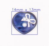 Stijlvolle Blauwe Hart Knoop met Strikdetail Knopen KNP00035